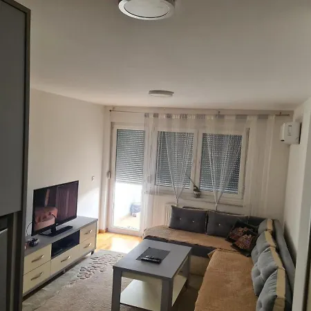 Apartment Jaca Tuzla