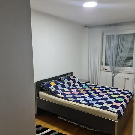 Jaca * Tuzla